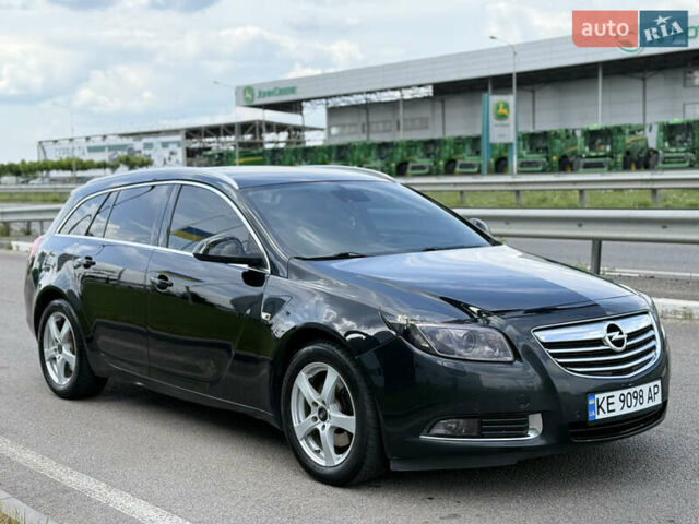 Чорний Опель Інсігнія, об'ємом двигуна 1.96 л та пробігом 298 тис. км за 8499 $, фото 2 на Automoto.ua