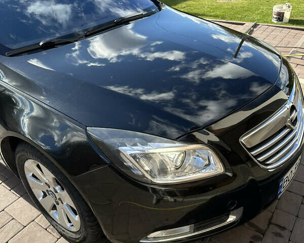 Опель Инсигния 2011 в Тернополе на Automoto.ua Черный Опель Инсигния, объемом двигателя 1.96 л и пробегом 350 тыс. км за 6750 $, фото 3 на Automoto.ua
