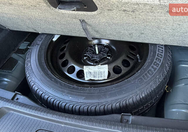 Черный Опель Инсигния, объемом двигателя 1.96 л и пробегом 290 тыс. км за 7950 $, фото 38 на Automoto.ua