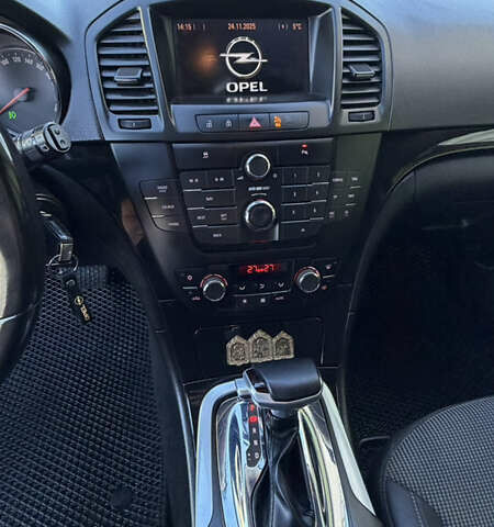 Черный Опель Инсигния, объемом двигателя 1.96 л и пробегом 290 тыс. км за 7950 $, фото 43 на Automoto.ua