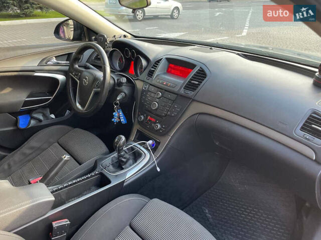 Черный Опель Инсигния, объемом двигателя 1.96 л и пробегом 305 тыс. км за 6200 $, фото 8 на Automoto.ua