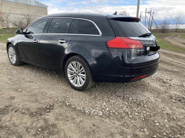 Черный Опель Инсигния, объемом двигателя 2 л и пробегом 200 тыс. км за 9000 $, фото 2 на Automoto.ua