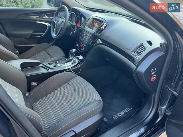 Чорний Опель Інсігнія, об'ємом двигуна 2 л та пробігом 261 тис. км за 8500 $, фото 23 на Automoto.ua