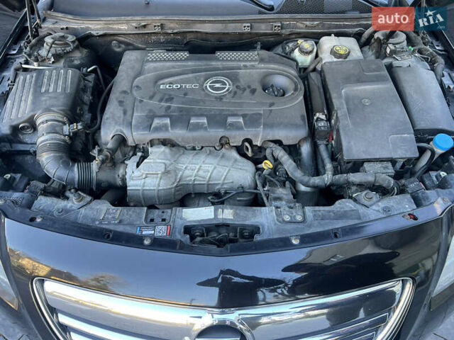 Чорний Опель Інсігнія, об'ємом двигуна 2 л та пробігом 261 тис. км за 8500 $, фото 36 на Automoto.ua