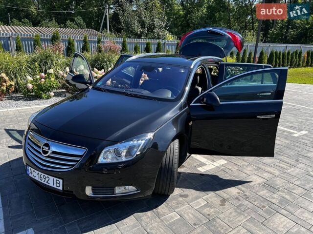 Черный Опель Инсигния, объемом двигателя 2 л и пробегом 232 тыс. км за 8900 $, фото 7 на Automoto.ua