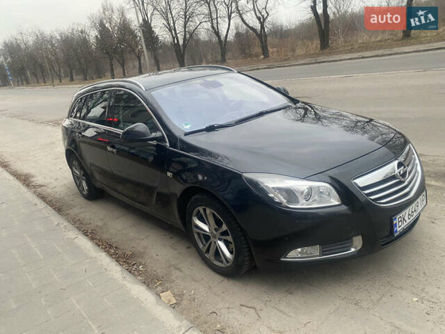 Опель Інсігнія 2012 у Рівному на Automoto.ua Чорний Опель Інсігнія, об'ємом двигуна 2 л та пробігом 204 тис. км за 8750 $, фото 2 на Automoto.ua