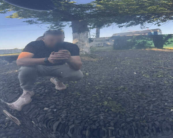 Черный Опель Инсигния, объемом двигателя 1.96 л и пробегом 301 тыс. км за 7600 $, фото 6 на Automoto.ua