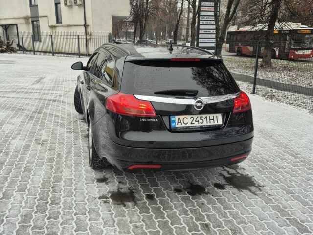 Черный Опель Инсигния, объемом двигателя 2 л и пробегом 259 тыс. км за 8200 $, фото 10 на Automoto.ua