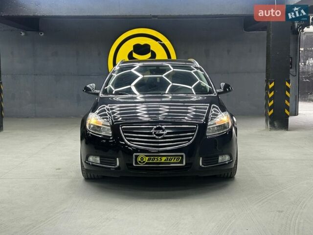 Черный Опель Инсигния, объемом двигателя 1.36 л и пробегом 298 тыс. км за 7900 $, фото 3 на Automoto.ua