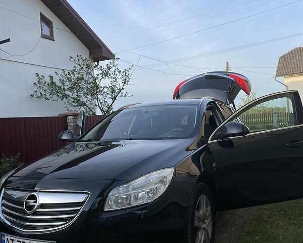 Черный Опель Инсигния, объемом двигателя 1.96 л и пробегом 235 тыс. км за 7900 $, фото 2 на Automoto.ua