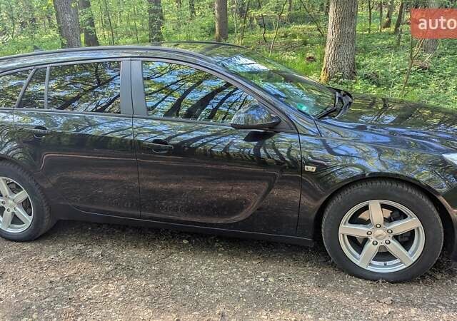 Опель Інсігнія 2012 у Львові на Automoto.ua Чорний Опель Інсігнія, об'ємом двигуна 1.96 л та пробігом 220 тис. км за 6000 $, фото 4 на Automoto.ua
