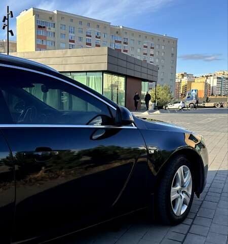 Опель Инсигния 2012 в Хмельницком на Automoto.ua Черный Опель Инсигния, объемом двигателя 2 л и пробегом 216 тыс. км за 7300 $, фото 1 на Automoto.ua