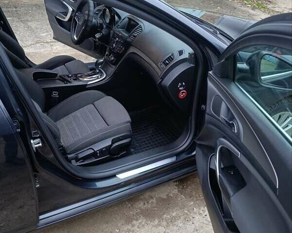 Чорний Опель Інсігнія, об'ємом двигуна 1.96 л та пробігом 240 тис. км за 8888 $, фото 29 на Automoto.ua