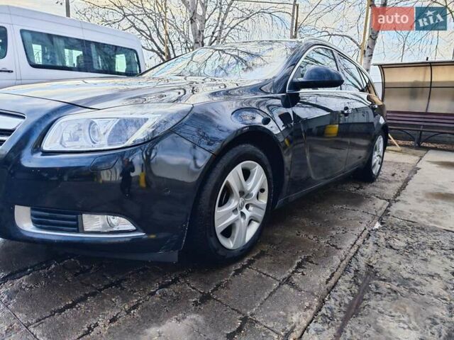 Черный Опель Инсигния, объемом двигателя 1.96 л и пробегом 282 тыс. км за 10000 $, фото 7 на Automoto.ua