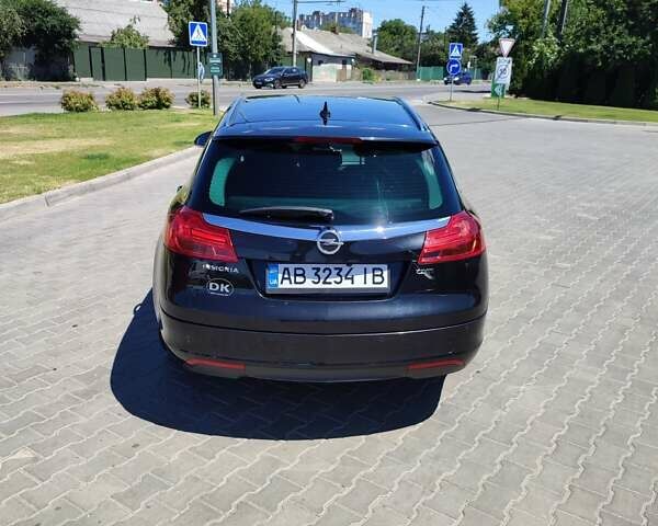 Черный Опель Инсигния, объемом двигателя 1.96 л и пробегом 228 тыс. км за 8499 $, фото 7 на Automoto.ua