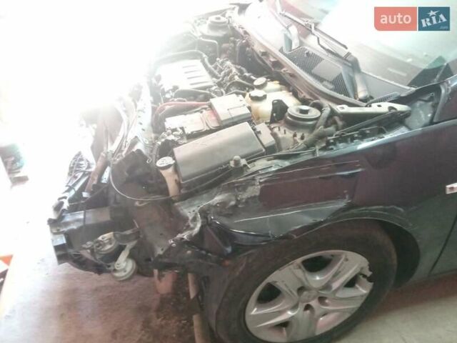 Опель Инсигния 2012 в Яготине на Automoto.ua Черный Опель Инсигния, объемом двигателя 1.4 л и пробегом 140 тыс. км за 3709 $, фото 8 на Automoto.ua
