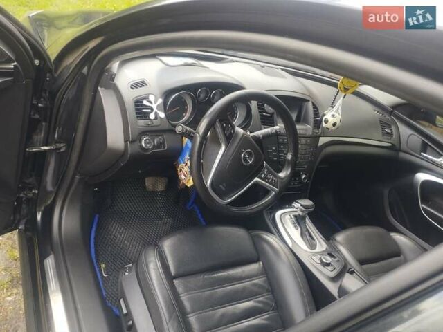 Чорний Опель Інсігнія, об'ємом двигуна 2 л та пробігом 264 тис. км за 8700 $, фото 8 на Automoto.ua