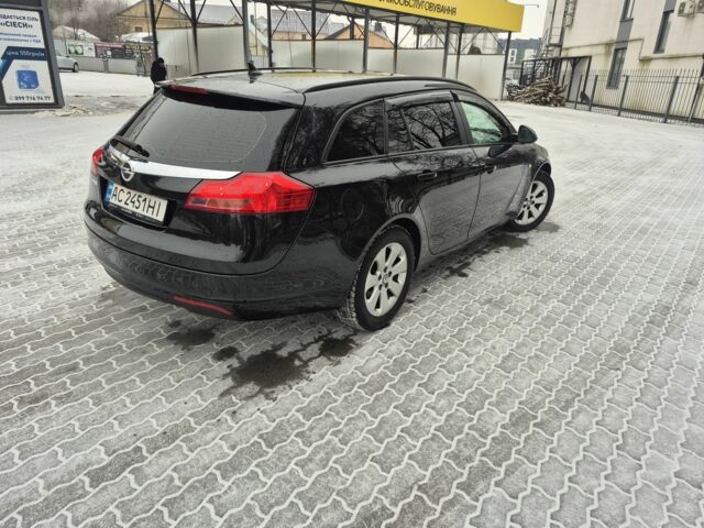 Черный Опель Инсигния, объемом двигателя 2 л и пробегом 259 тыс. км за 8200 $, фото 2 на Automoto.ua