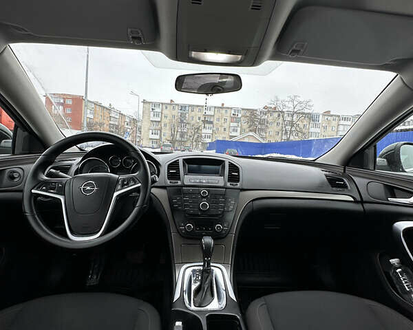 Чорний Опель Інсігнія, об'ємом двигуна 2 л та пробігом 262 тис. км за 7700 $, фото 9 на Automoto.ua
