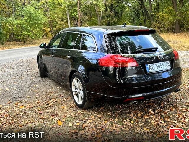 Черный Опель Инсигния, объемом двигателя 2 л и пробегом 228 тыс. км за 9700 $, фото 5 на Automoto.ua