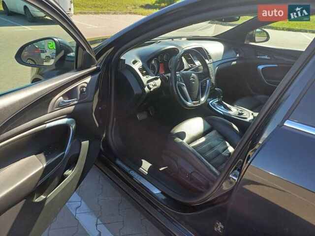 Черный Опель Инсигния, объемом двигателя 2 л и пробегом 250 тыс. км за 10500 $, фото 1 на Automoto.ua