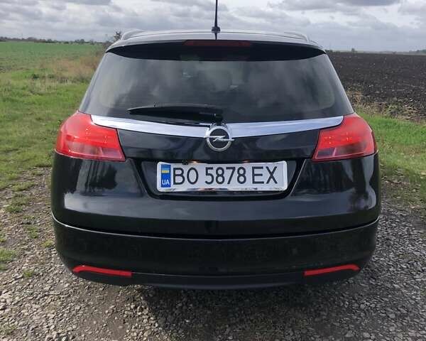 Чорний Опель Інсігнія, об'ємом двигуна 1.96 л та пробігом 370 тис. км за 9000 $, фото 18 на Automoto.ua