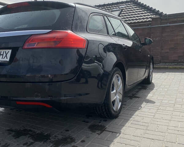 Чорний Опель Інсігнія, об'ємом двигуна 1.96 л та пробігом 326 тис. км за 5050 $, фото 17 на Automoto.ua