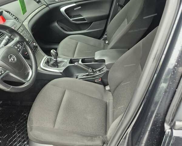 Черный Опель Инсигния, объемом двигателя 1.96 л и пробегом 259 тыс. км за 8350 $, фото 29 на Automoto.ua