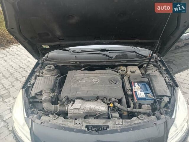 Черный Опель Инсигния, объемом двигателя 1.96 л и пробегом 280 тыс. км за 7000 $, фото 22 на Automoto.ua