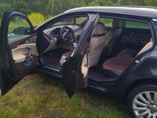 Опель Інсігнія 2012 у Шостке на Automoto.ua Чорний Опель Інсігнія, об'ємом двигуна 2 л та пробігом 313 тис. км за 8000 $, фото 6 на Automoto.ua