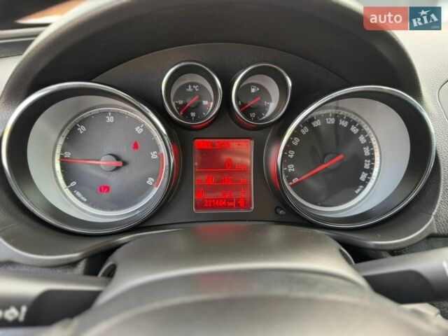 Черный Опель Инсигния, объемом двигателя 2 л и пробегом 221 тыс. км за 8299 $, фото 34 на Automoto.ua