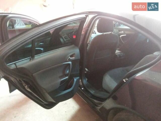 Опель Инсигния 2012 в Яготине на Automoto.ua Черный Опель Инсигния, объемом двигателя 1.4 л и пробегом 140 тыс. км за 3709 $, фото 14 на Automoto.ua