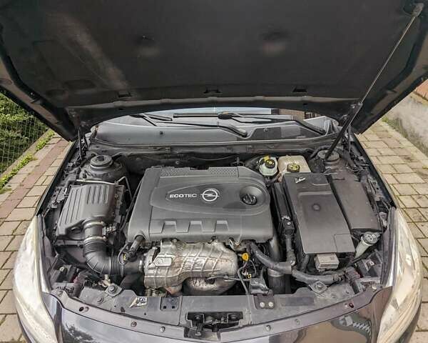 Черный Опель Инсигния, объемом двигателя 2 л и пробегом 230 тыс. км за 7800 $, фото 11 на Automoto.ua