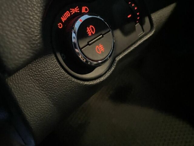 Черный Опель Инсигния, объемом двигателя 2 л и пробегом 244 тыс. км за 10300 $, фото 16 на Automoto.ua