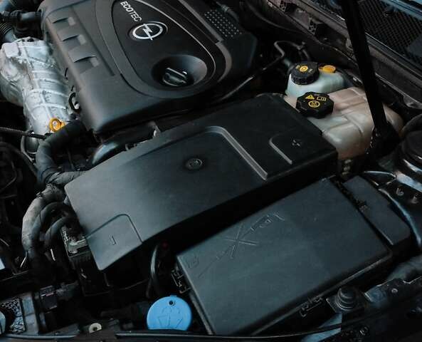 Черный Опель Инсигния, объемом двигателя 1.96 л и пробегом 293 тыс. км за 8100 $, фото 25 на Automoto.ua