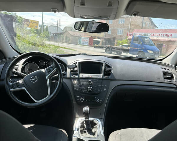 Опель Инсигния 2012 в Ивано-Франковске на Automoto.ua Черный Опель Инсигния, объемом двигателя 1.96 л и пробегом 280 тыс. км за 7200 $, фото 7 на Automoto.ua