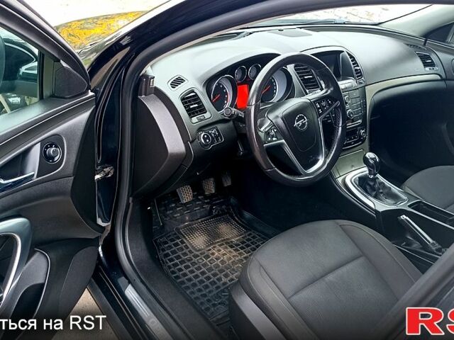 Чорний Опель Інсігнія, об'ємом двигуна 1.4 л та пробігом 192 тис. км за 6000 $, фото 4 на Automoto.ua