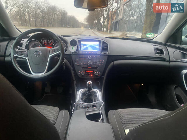 Опель Інсігнія 2012 у Рівному на Automoto.ua Чорний Опель Інсігнія, об'ємом двигуна 2 л та пробігом 204 тис. км за 8750 $, фото 6 на Automoto.ua