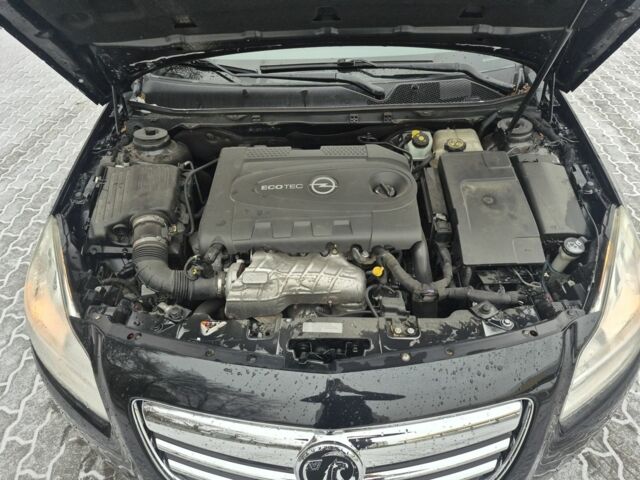 Черный Опель Инсигния, объемом двигателя 2 л и пробегом 259 тыс. км за 8200 $, фото 5 на Automoto.ua