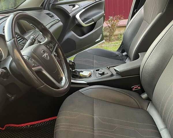 Черный Опель Инсигния, объемом двигателя 1.96 л и пробегом 235 тыс. км за 7900 $, фото 11 на Automoto.ua