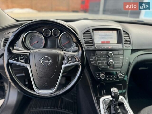 Черный Опель Инсигния, объемом двигателя 2 л и пробегом 221 тыс. км за 8299 $, фото 30 на Automoto.ua