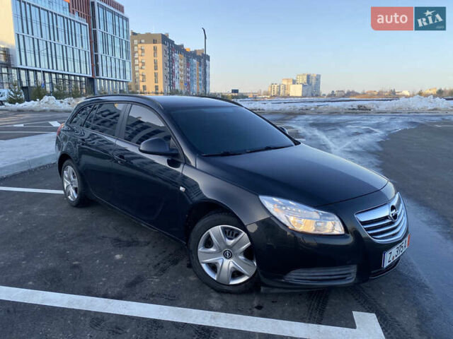 Черный Опель Инсигния, объемом двигателя 1.96 л и пробегом 275 тыс. км за 6500 $, фото 3 на Automoto.ua