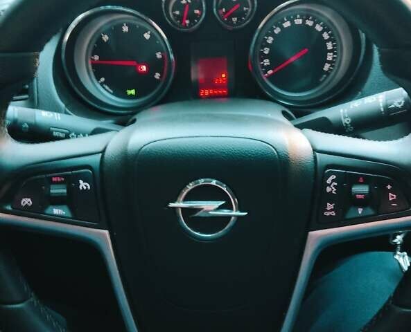 Черный Опель Инсигния, объемом двигателя 1.96 л и пробегом 293 тыс. км за 8100 $, фото 23 на Automoto.ua