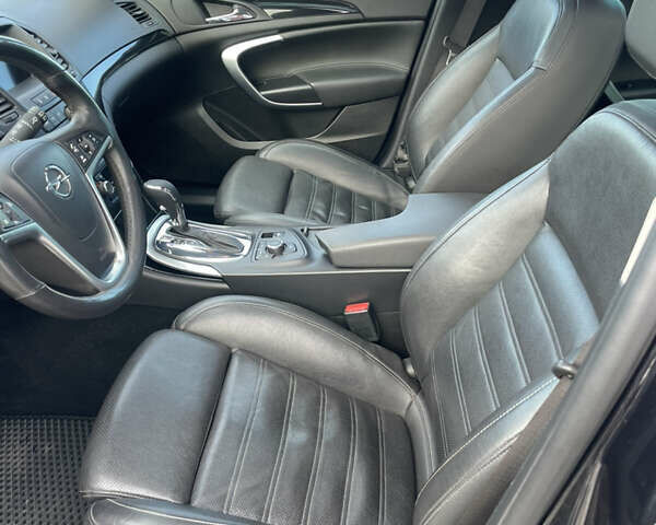 Черный Опель Инсигния, объемом двигателя 1.96 л и пробегом 244 тыс. км за 10300 $, фото 13 на Automoto.ua