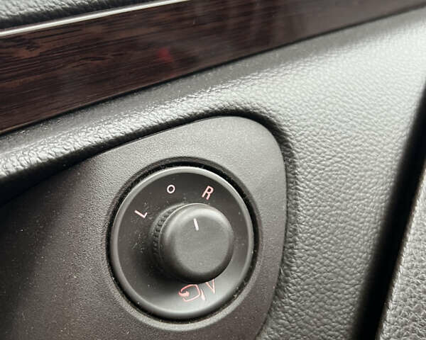 Черный Опель Инсигния, объемом двигателя 1.96 л и пробегом 255 тыс. км за 7700 $, фото 23 на Automoto.ua