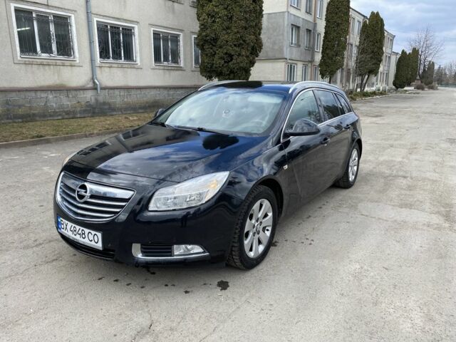 Чорний Опель Інсігнія, об'ємом двигуна 2 л та пробігом 300 тис. км за 7600 $, фото 2 на Automoto.ua