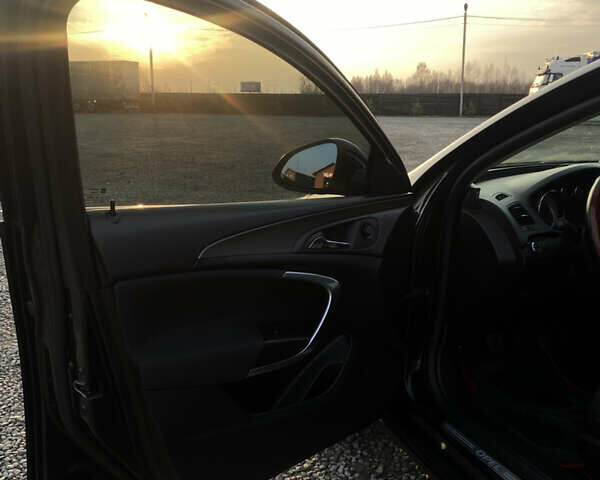 Черный Опель Инсигния, объемом двигателя 1.96 л и пробегом 335 тыс. км за 8200 $, фото 6 на Automoto.ua