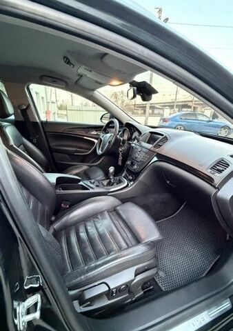 Чорний Опель Інсігнія, об'ємом двигуна 1.96 л та пробігом 254 тис. км за 8900 $, фото 9 на Automoto.ua