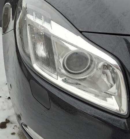 Чорний Опель Інсігнія, об'ємом двигуна 1.96 л та пробігом 176 тис. км за 10950 $, фото 17 на Automoto.ua