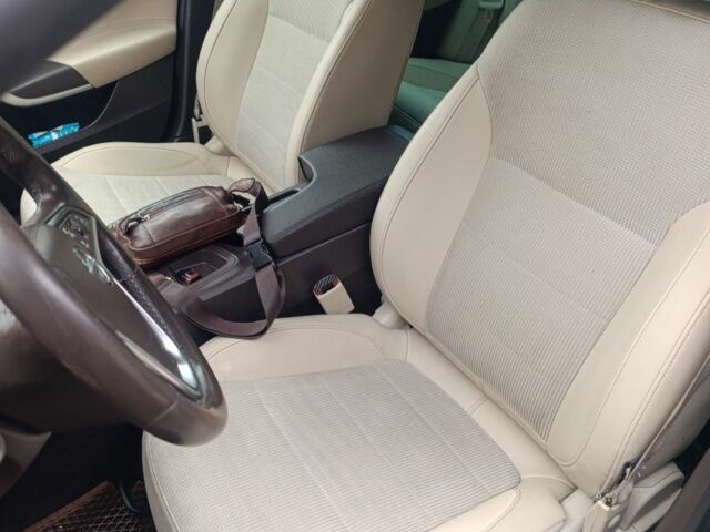 Чорний Опель Інсігнія, об'ємом двигуна 2 л та пробігом 313 тис. км за 7900 $, фото 8 на Automoto.ua